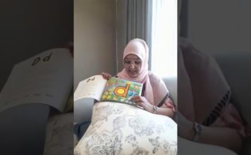 Letterland story time. Letter for today is ” d “